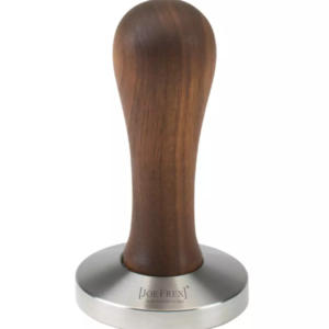 Joe Frex 57mm flat Edelstahl-Tamper mit Griff aus Wallnuss hellbraun